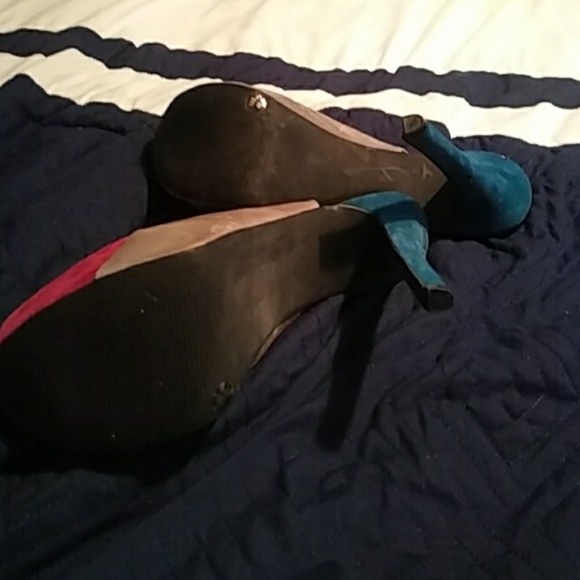 Heals - Picture 4 of 4